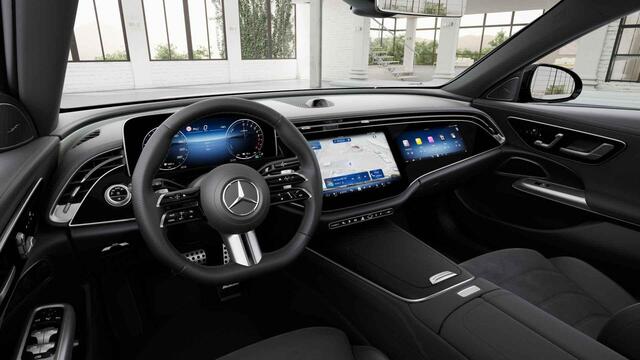 Mercedes-Benz E-estate 300e Business Solution AMG | Panoramaschuifdak | Trekhaak | Premium pakket | DIGITAL LIGHT |