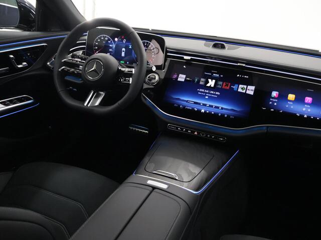 Mercedes-Benz E-estate 300e Sport Edition | AMG | Panoramaschuifdak | Trekhaak | 360° camera | DIGITAL Light | Superscreen | 20" AMG velgen | Stoelverwarming voor |