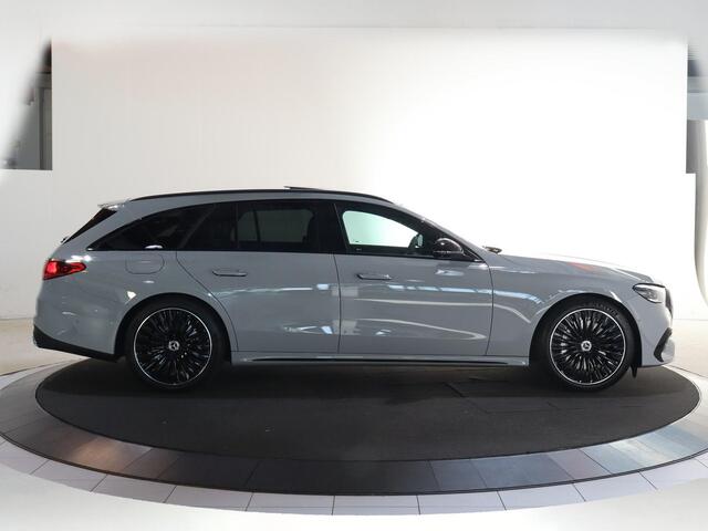 Mercedes-Benz E-estate 300e Sport Edition | AMG | Panoramaschuifdak | Head-Up | Burmester | Trekhaak | 360°-camera | MBUX Superscreen |