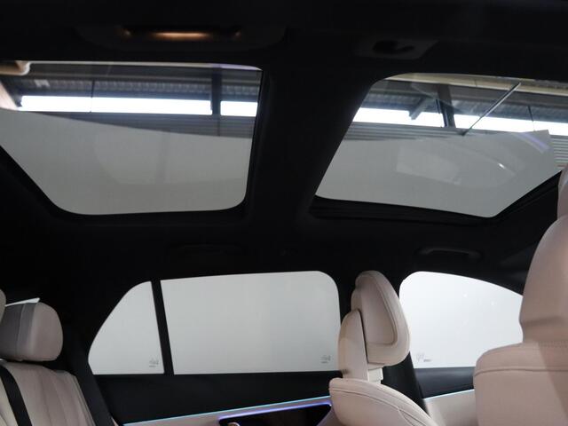 Mercedes-Benz E-estate 300e AMG Line Sport Edition | Night | Superscreen | Panoramadak | Rijassistentiepakket | Burmester | 360 camera | Stoelverwarming/ventilatie |