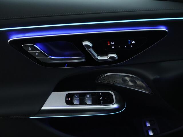 Mercedes-Benz E-estate 300 e Sport Edition Inclusief 24 maanden MB Certified garantie voor Europa.