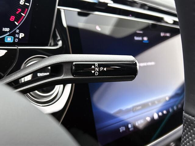 Mercedes-Benz E-estate 300 e Business Solution AMG | Premium pakket | Winterpakket | Nightpakket | Leder pakket | Trekhaak | Panoramaschuifdak | 20-inch multispaaks AMG velgen | 360° camera | GUARD 360° | Burmester® 4D surround sound system |