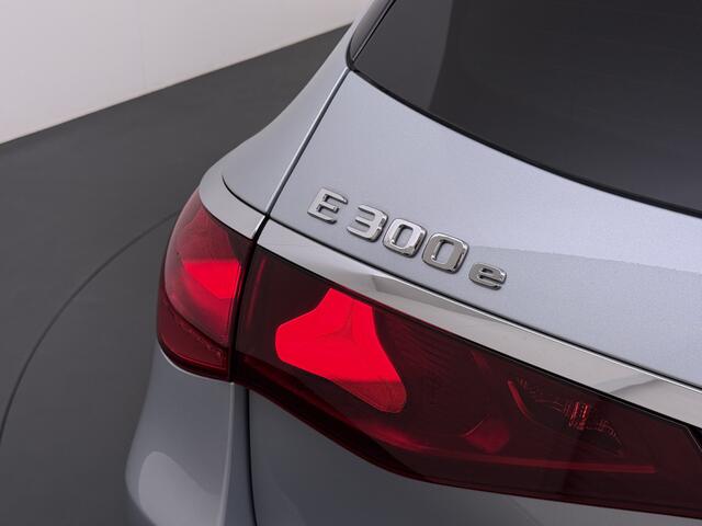 Mercedes-Benz E-estate 300 e AMG line | Pano Ventilatie Hyperscreen Trekhaak