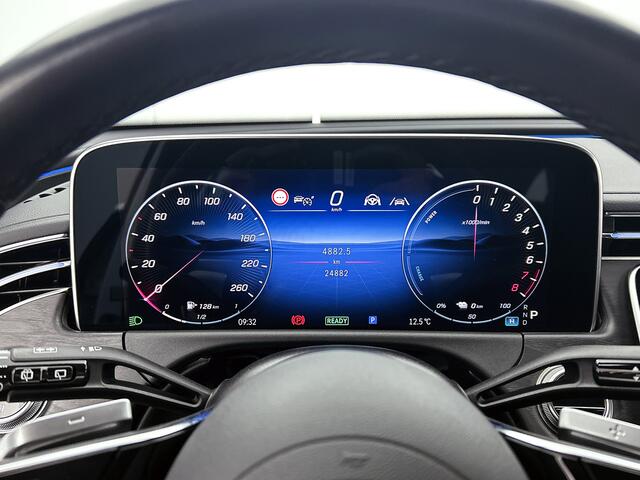 Mercedes-Benz E-estate 300 e Luxury Line Plug-In Hybride Trekhaak | Rijassistentiepakket plus | Parkeerpakket met 360°-camera | Distronic | Sfeerverlichting. Inclusief 24 maanden Mercedes-Benz Certified garantie voor Europa.