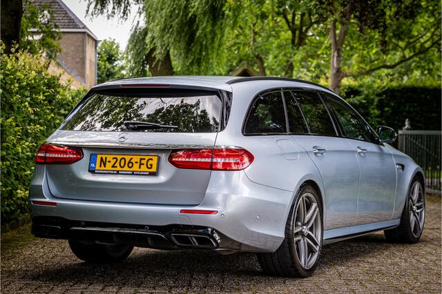 Mercedes-Benz E-estate AMG 63 S 4MATIC Premium Plus Keramisch Performance Stoel Soft Close HUD Panorama