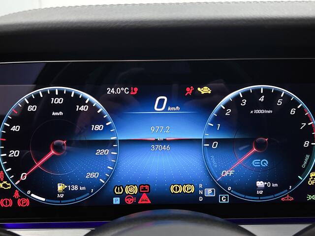 Mercedes-Benz E-estate 300 e AMG Plug-In Hybride | Trekhaak | Schuifdak | Inclusief 24 maanden MB Certified garantie voor Europa.