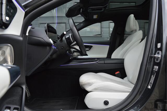 Mercedes-Benz E-estate 300 e AMG Line | PANO | SUPERSCREEN | BURMESTER | ACC | HUD |