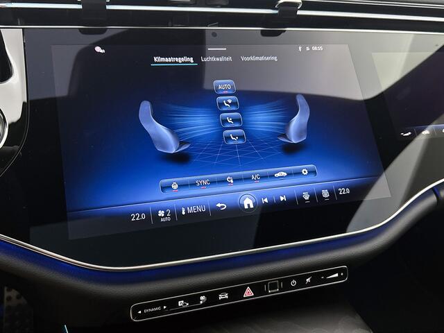 Mercedes-Benz E-estate 300 e Business Solution AMG | Premium pakket | Winterpakket | Nightpakket | Leder pakket | Trekhaak | Panoramaschuifdak | 360° camera | Burmester® 4D surround sound system | 20-inch multispaak AMG velgen | GUARD 360° |