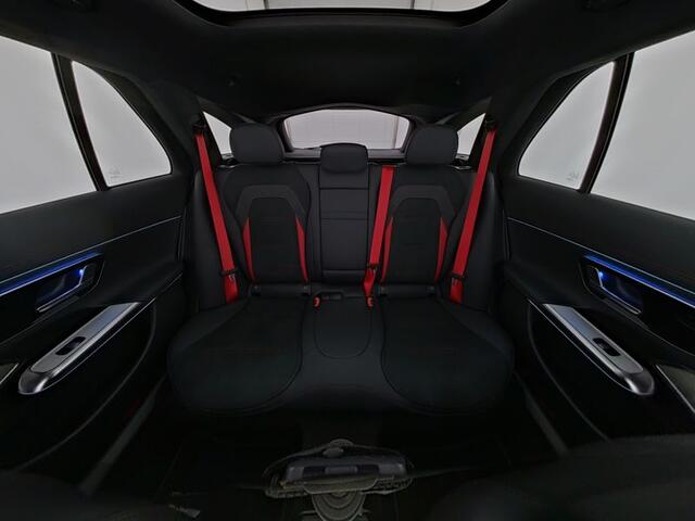 Mercedes-Benz E-estate Mercedes-AMG 53 4MATIC+ AMG Performance Sitz-Paket Advanced | AMG DYNAMIC PLUS Paket | Panorama Schuif-Kanteldak | Trekhaak. Inclusief 24 maanden Mercedes-Benz Certified garantie voor Europa.