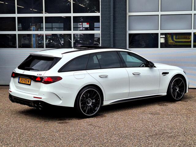 Mercedes-Benz E-estate Mercedes-AMG AMG 53 HYBRID 4MATIC+ | Panoramadak | Night Pakket II | Burmester | Trekhaak Wegklapbaar | Rijassistentiepakket Plus | Memory Pakket | 360° Camera | Head-up Display | DIGITAL LIGHT | Keyless-GO | Elektrisch Bedienbare Achterklep