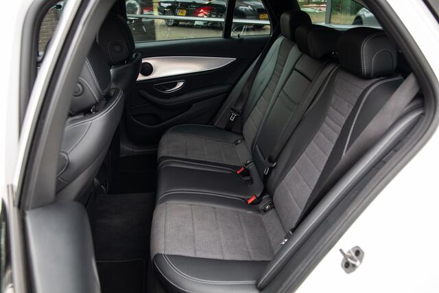 Mercedes-Benz E-estate 300 e AMG Line , Adap. Cruise, HUD, Sfeerverlichting,