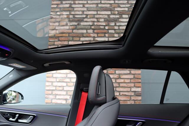 Mercedes-Benz E-estate AMG 53 4MATIC+ | Hyperscreen | Achterasbesturing | Trekhaak | Distronic | Burmester | Panoramadak | Surround Camera | Digital Light |