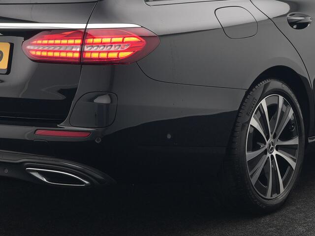 Mercedes-Benz E-estate 300e Avantgarde PHEV 320pk Dealer O.H | Widescreen | Sfeerverlichting | Lederen Sportstoelen Verwarmd | Apple Carplay | Camera | Cruise Control | Navigatie | DAB | Plug In Hybrid