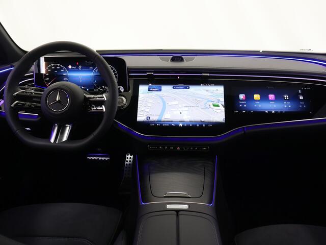 Mercedes-Benz E-estate 300e Sport Edition | Panoramaschuifdak | Trekhaak | Premium Pakket | 360°-camera | MBUX Superscreen | Burmester |