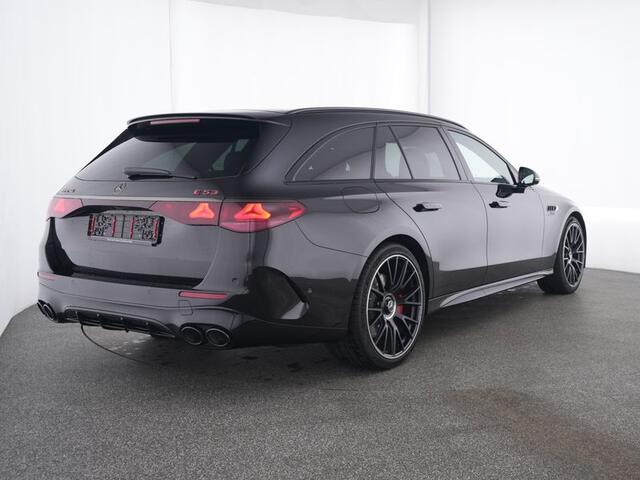 Mercedes-Benz E-estate Mercedes-AMG 53 4MATIC+ AMG DYNAMIC PLUS Paket | Trekhaak | MBUX Superscreen | Panorama Schuif-Kanteldak | AMG Real Performance Sound. Inclusief 24 maanden MB Certified garantie voor Europa.