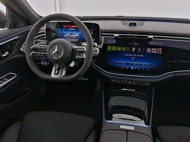 Mercedes-Benz E-estate Mercedes-AMG 53 4MATIC+ AMG DYNAMIC PLUS Paket | Trekhaak | MBUX Superscreen | Panorama Schuif-Kanteldak | AMG Real Performance Sound. Inclusief 24 maanden MB Certified garantie voor Europa.