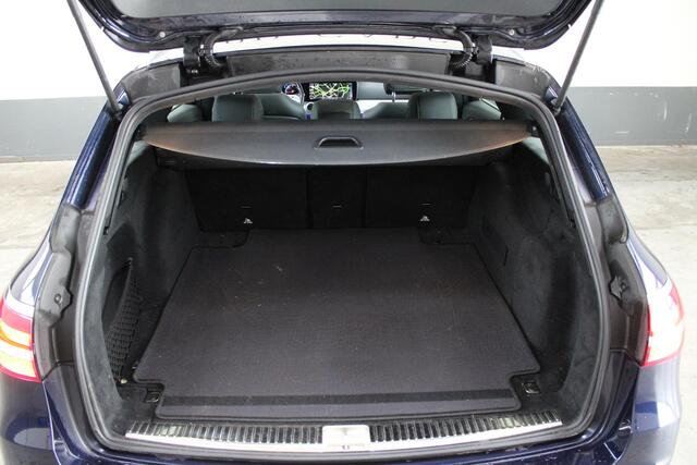 Mercedes-Benz E-estate 220 d Solution Sport | AMG | Panorama | Widescreen | Leder