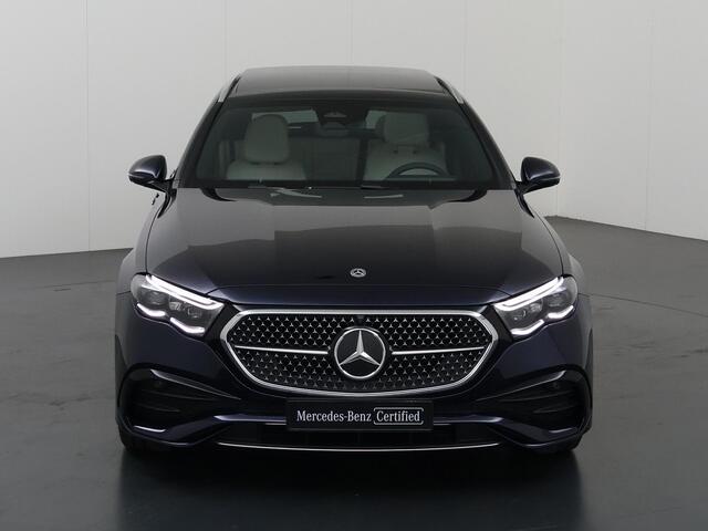 Mercedes-Benz E-estate 300e Business Solution AMG | Premium pakket | Superscreen | Panoramaschuifdak | Winterpakket | Trekhaak |