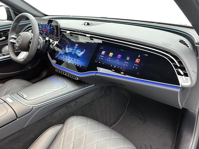 Mercedes-Benz E-estate 300 e Business Solution AMG | Premium pakket | Leder pakket | Winterpakket | Panoramaschuifdak | Trekhaak | GUARD 360° | Burmester® 4D surround sound system | 360° camera | Stoelventilatie/- verwarming voor |