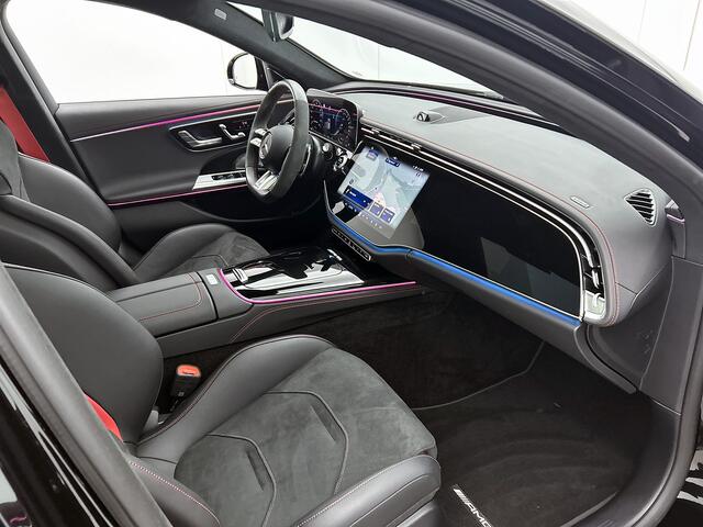 Mercedes-Benz E-estate Mercedes-AMG 53 4MATIC+ AMG Performance Sitz-Paket Advanced | AMG DYNAMIC PLUS Paket | Panorama Schuif-Kanteldak | Trekhaak. Inclusief 24 maanden Mercedes-Benz Certified garantie voor Europa.
