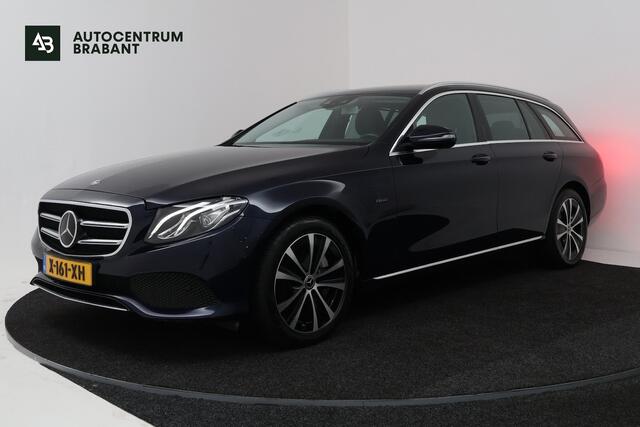 Mercedes-Benz E-estate 300 de Advantage (TREKHAAK, STOELVERWARMING, SFEERVERLICHTING, CRUISE ADAPTIEF, CAMERA)