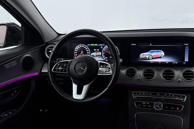 Mercedes-Benz E-estate 300 de Advantage (TREKHAAK, STOELVERWARMING, SFEERVERLICHTING, CRUISE ADAPTIEF, CAMERA)
