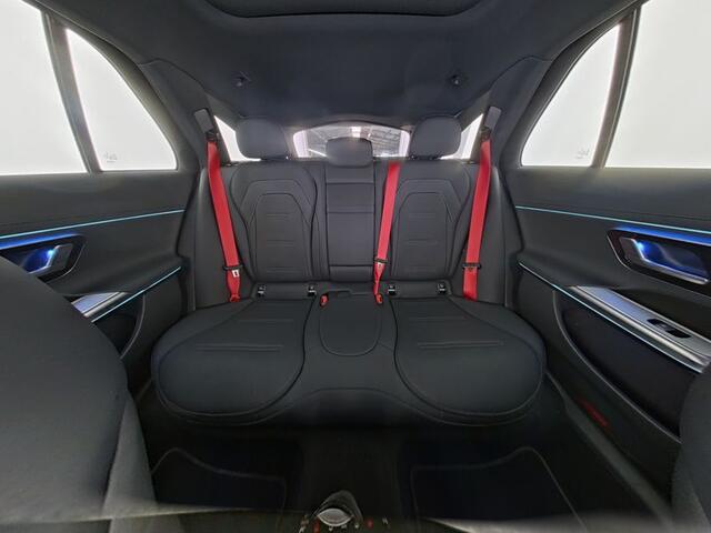 Mercedes-Benz E-estate Mercedes-AMG 53 4MATIC+ Premium Plus | MBUX Superscreen | Trekhaak | Panorama Schuif-Kanteldak | AMG Night Pakket. Inclusief 24 maanden MB Certified garantie voor Europa.
