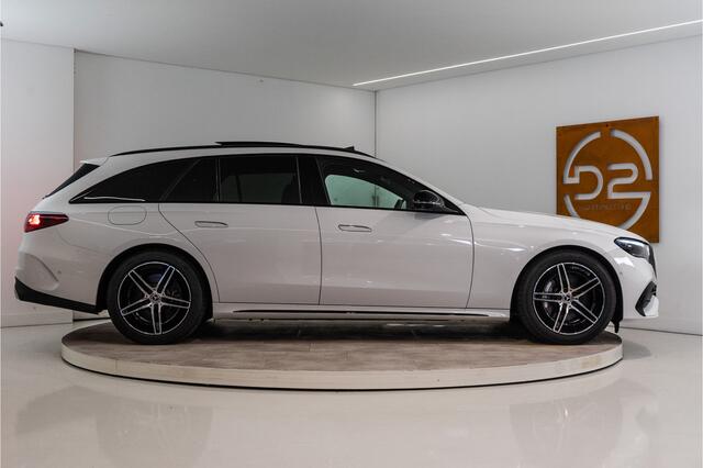 Mercedes-Benz E-estate 300 e Premium AMG 313PK | Pano | Sfeer | Trekhaak | Night | ACC&Dodehoek | Fabrieksgarantie