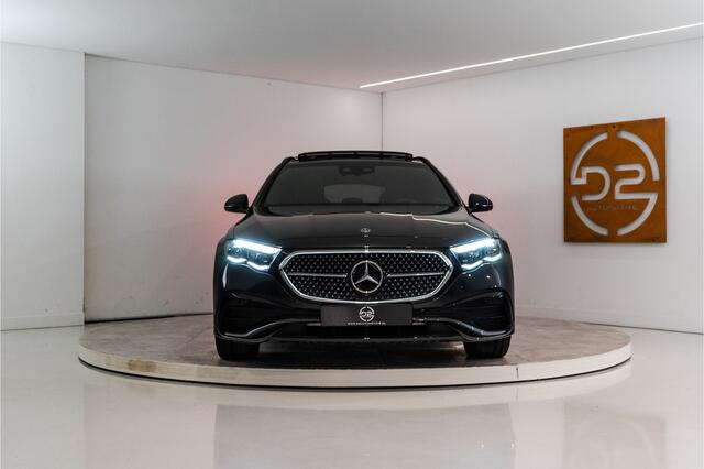 Mercedes-Benz E-estate 300 e Premium+ AMG 313PK | Burmester | Pano | Trekhaak | Multibeam | VOL! Fabrieksgarantie