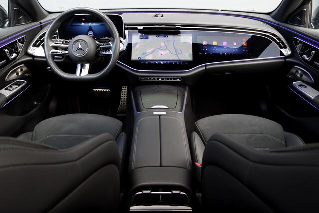 Mercedes-Benz E-estate 300 e AMG Line | Hyperscreen | Distronic+ | HUD | 3D-Display | Panoramadak | Burmester | Surround Camera | Trekhaak | Keyless Go |