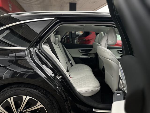 Mercedes-Benz E-estate 300 e Exclusive Line Wit leder/Panorama/Trekh/Burnmester 4D .