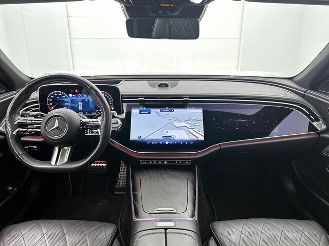 Mercedes-Benz E-estate 300 e AMG Line Trekhaak | Widesreen Cockpit | Multiespaaks 20 ionch AMG wielen | Panoramadak | AMG Styling Inclusief 24 maanden Mercedes-Benz Certified garantie voor Europa.