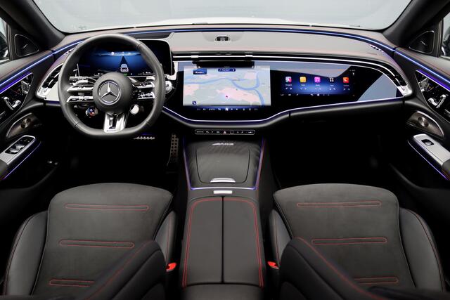 Mercedes-Benz E-estate AMG 53 4MATIC+ Premium+ | 612pk | Hyperscreen | Achterasbesturing | Distronic+ | Burmester | Trekhaak | HUD | Verwarmd Stuurwiel | Digital Light | 3D-Display |