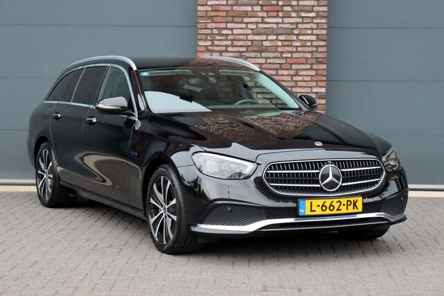Mercedes-Benz E-estate 300 e Business Solution Luxury | Trekhaak | Augmented Reality | Surround Camera | Keyless Go | Sfeerverlichting | Dodehoekassistent | Multibeam LED |