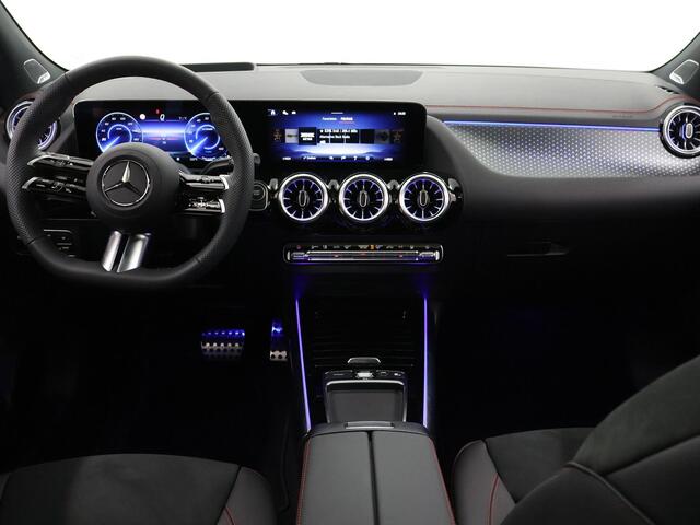 Mercedes-Benz EQA 250+ AMG Line 71 kWh | Matte Designo kleur | Sfeerverlichting | Panorama Dak | Head-Up Display | Elektrische Stoel + Memory | Burmester Sound System |