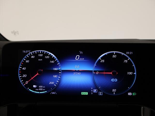 Mercedes-Benz EQA 250+ Luxury Line 71 kWh | Achteruitrijcamera | Dodehoekassistent | Sfeerverlichting | Navigatie | Inclusief 24 maanden MB Certified garantie voor Europa.
