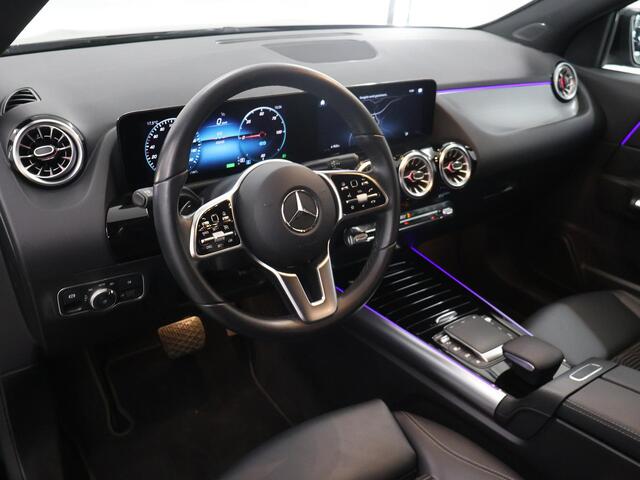 Mercedes-Benz EQA 250 Luxury Line 67 kWh | Trekhaak | Sfeerverlichting |