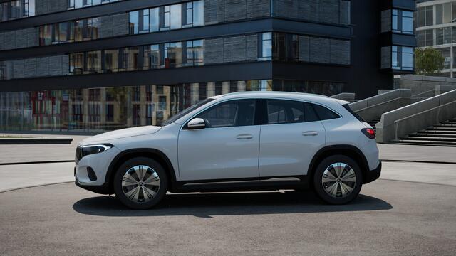 Mercedes-Benz EQA 250+ Business Solution 71 kWh | Trekhaak | Parkeerpakket met achteruitrijcamera | EASY PACK achterklep | Extra USB-poorten | Sfeerverlichting | Verwarmde stoelen vooraan | Zitcomfortpakket | Licht- en zicht pakket |