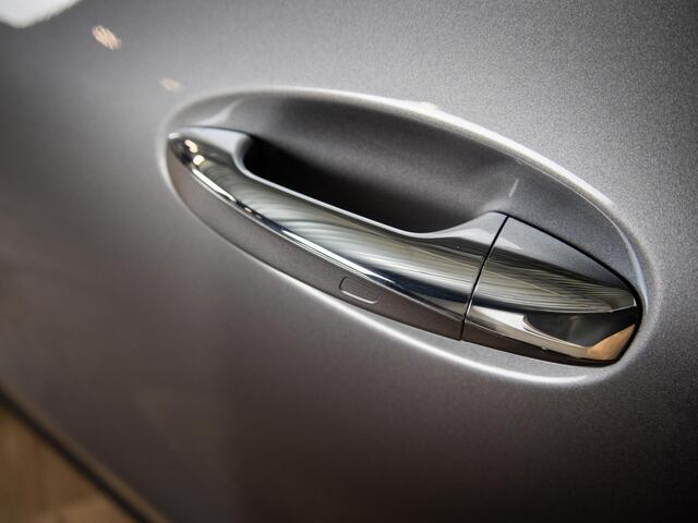 Mercedes-Benz EQA 250+ AMG Line Premium | Panorama dak