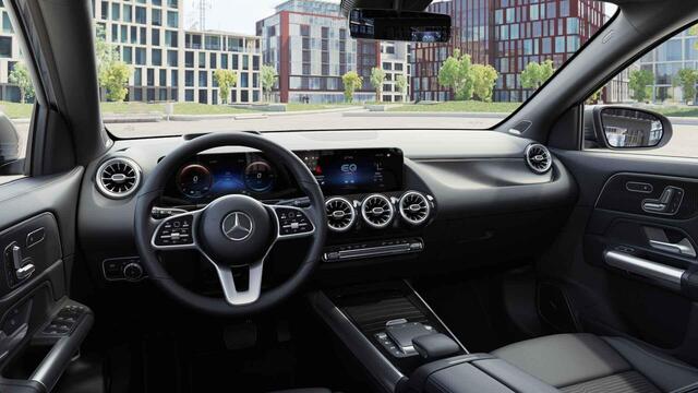 Mercedes-Benz EQA 250 Business Solution Luxury 67 kWh | Panoramadak | Keyless | Memory | 360 graden camera | Stoelverwarming |