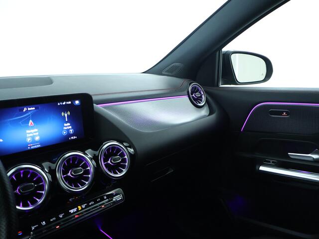 Mercedes-Benz EQA 250 Business Solution AMG 67 kWh | Dodehoek Detector | Sfeerverlichting | AMG Line | Inclusief 48 maanden Mercedes-Benz Certified garantie voor Europa.