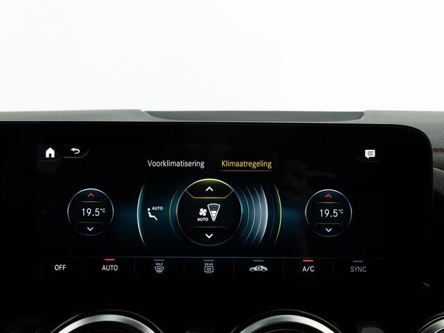 Mercedes-Benz EQA 250 Edition 1 AMG 67 kWh 190 PK | LED | Achteruitrijcamera | Stoelverwarming | Ambiance Verlichting |