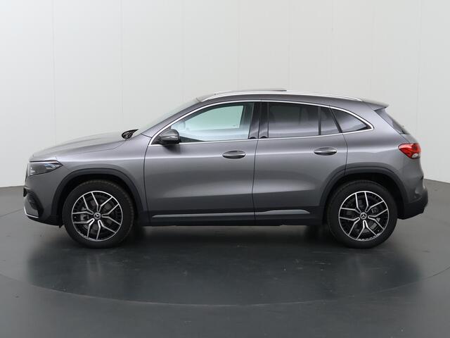 Mercedes-Benz EQA 250+ AMG Line 71 kWh | Panoramaschuifdak | Sfeerverlichting | Keyless go | 360 camera | EASYPACK-achterklep | Stoelverwarming |