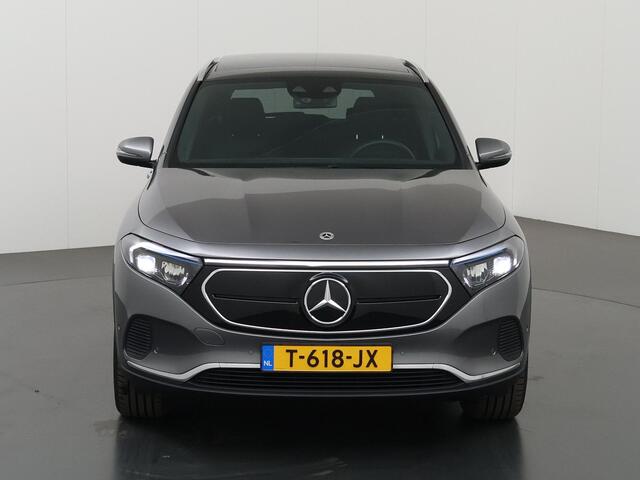 Mercedes-Benz EQA 250 Luxury Line 67 kWh | Panoramadak | Sfeerverlichting | Stoelverwarming | Parkeercamera | MBUX
