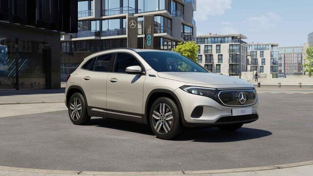 Mercedes-Benz EQA 250 67 kWh | Trekhaak | Stoelverwarming |
