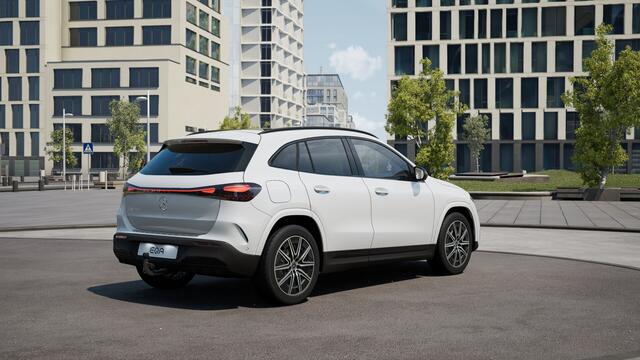Mercedes-Benz EQA 250+ Business Solution AMG 71 kWh | Trekhaak | Nightpakket | Premium pakket | Parkeerpakket met 360°-camera | EASY PACK achterklep | Dodehoekassistent | KEYLESS-GO comfort pakket | Burmester Surround Sound systeem |
