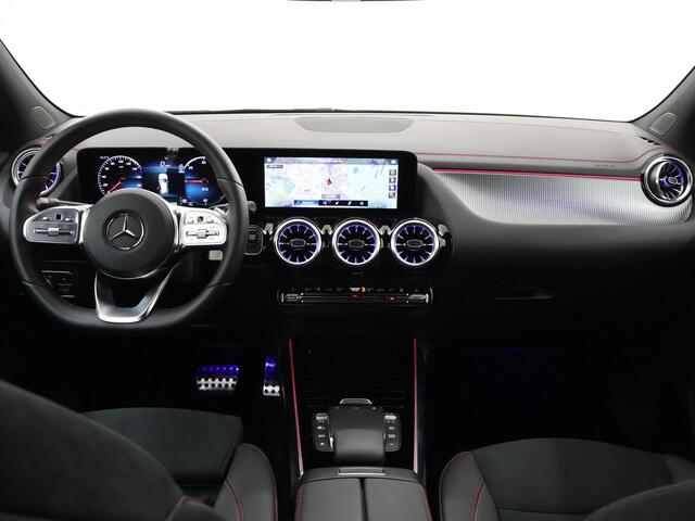Mercedes-Benz EQA 250 Sport Edition | AMG | Premium Pakket | 19" AMG-velgen | Privacy Glass | Stoelverwarming | Achteruitrijcamera | Sfeerverlichting |