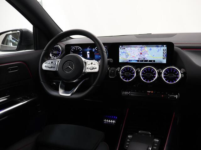 Mercedes-Benz EQA 250 Sport Edition | AMG | Premium Pakket | 19" AMG-velgen | Privacy Glass | Stoelverwarming | Achteruitrijcamera | Sfeerverlichting |