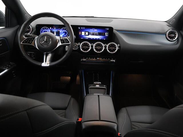 Mercedes-Benz EQA 250+ Luxury Line 71 kWh | Apple carplay | Stoelverwarming | Achteruitrijcamera |