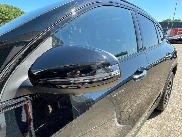 Mercedes-Benz EQA 250+ AMG | Panoramadak | 360° Camera | Night pakket | Elektrisch Verstelbare Stoelen + Memory | Dodehoekassistent | Advanced Sound System | Apple CarPlay | Android Auto | Sfeerverlichting | Stoelverwarming